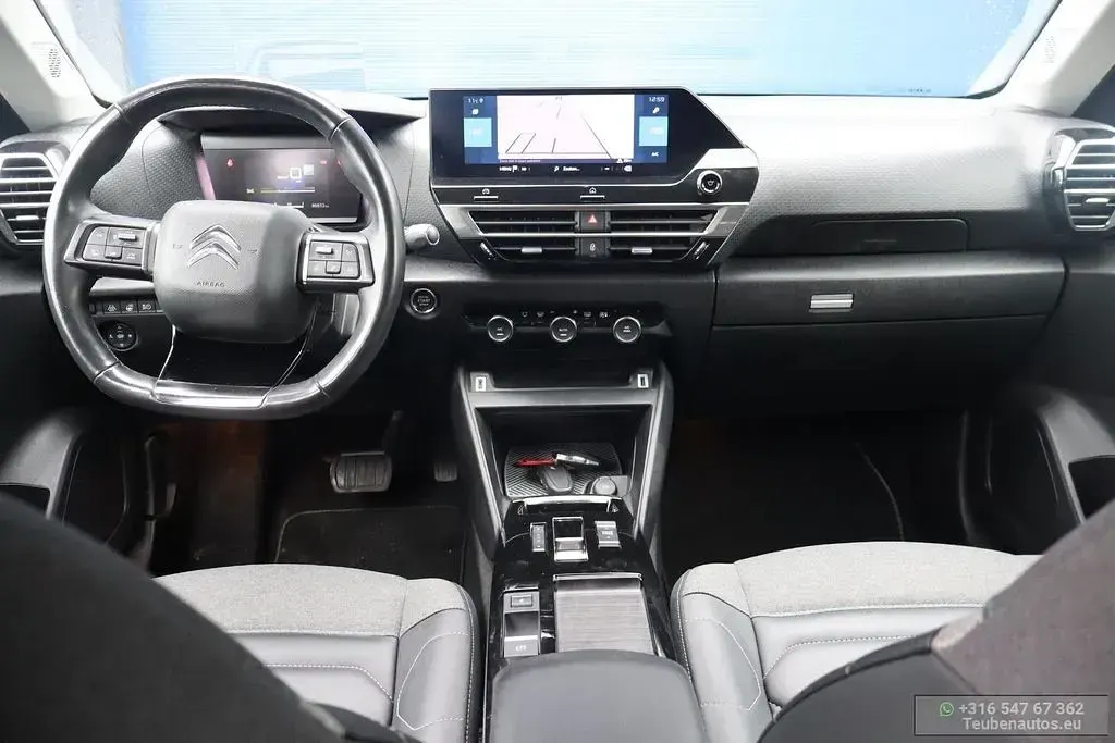 Gebraucht Citroën e-C4 Shine 100 kW (136 PS) 2022 Schwarz SUV
