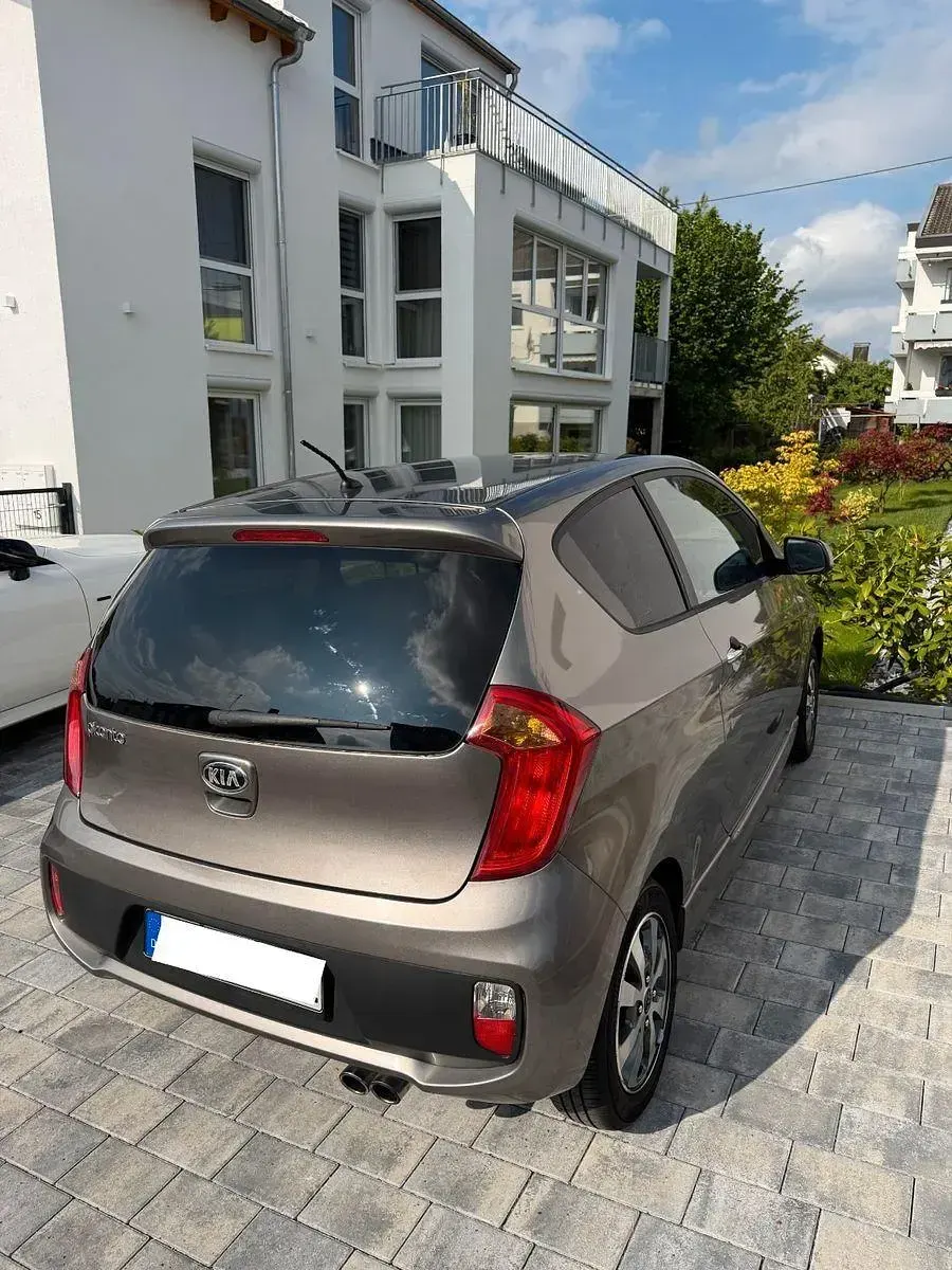Używany Kia Picanto 69 KM (50 kW) 2015 Szary Hatchback