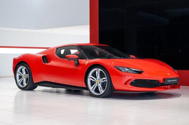 Gebraucht Ferrari 296 829 PS (609 kW) 2024 Rot