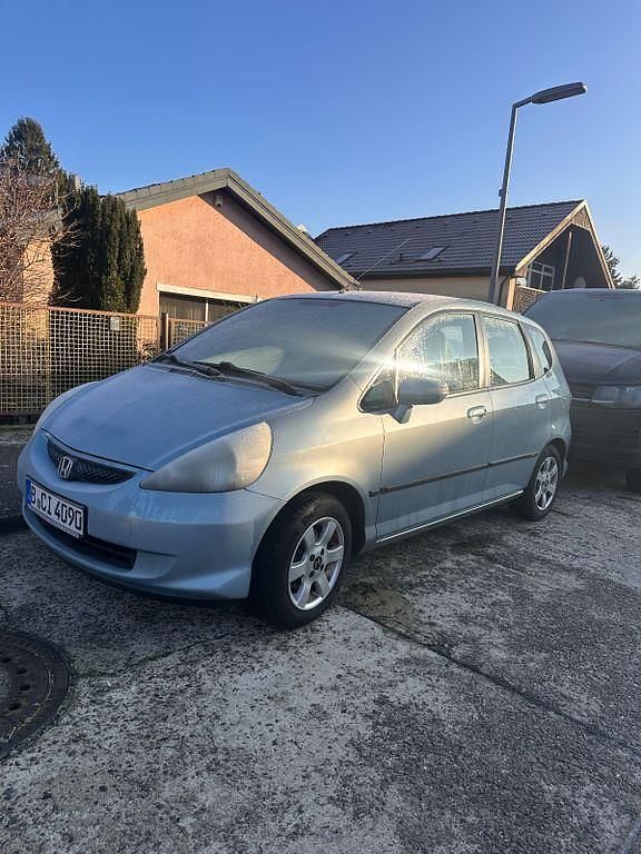 Silber Gebraucht 2005 Honda Jazz ES Kleinwagen | 2.500 € (Fairer Preis) - Bild 1/4