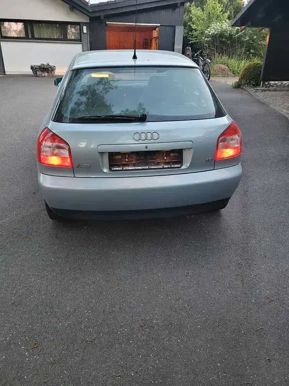 Gebraucht Audi A3 Ambition 101 PS (74 kW) 2001 Silber Kleinwagen
