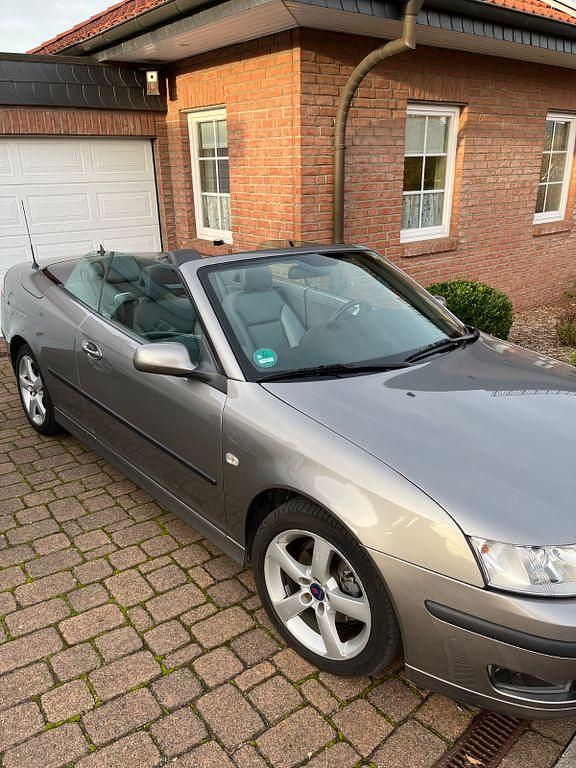 Grau Gebraucht 2006 Saab 9-3 Cabriolet Vector Cabrio | 8.500 € (Fairer Preis) - Bild 1/4