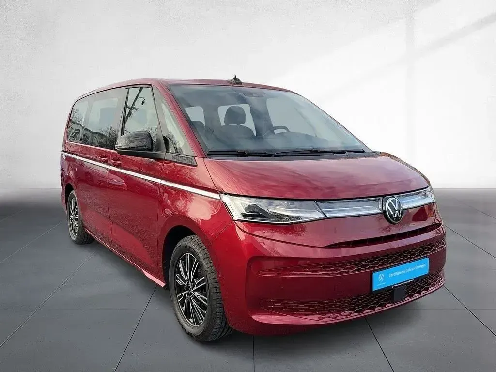 Używany VW Multivan Style 150 KM (110 kW) 2022 Czerwony Minivan