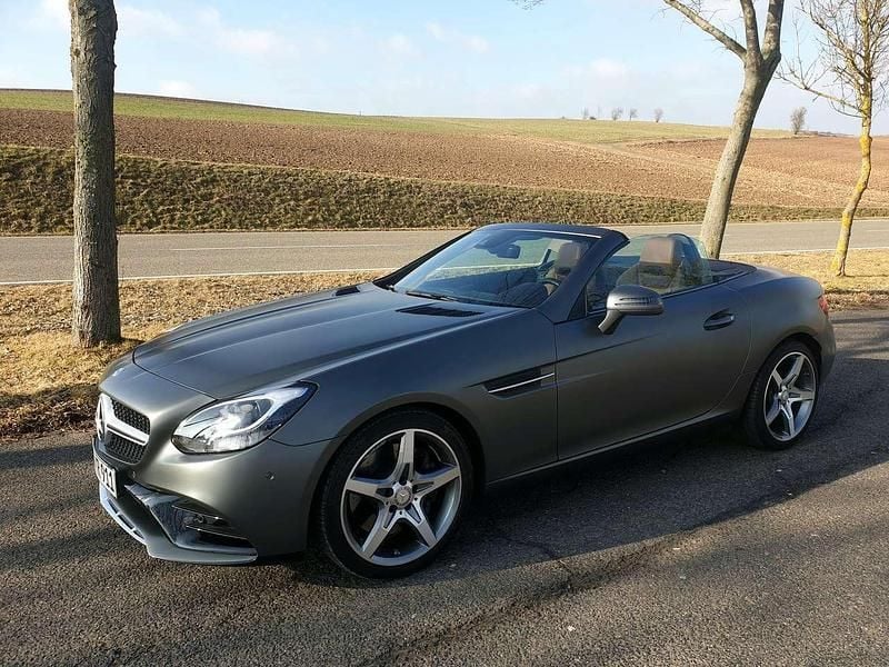 Gebraucht Mercedes SLC300 245 PS (180 kW) 2016 Grau Cabrio