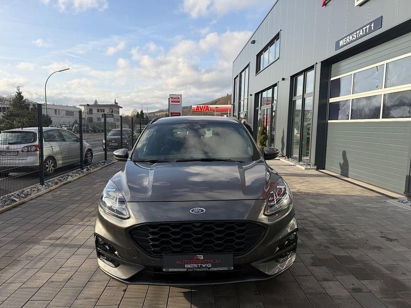 Gebraucht Ford Kuga ST-Line 150 PS (110 kW) 2022 Schwarz SUV
