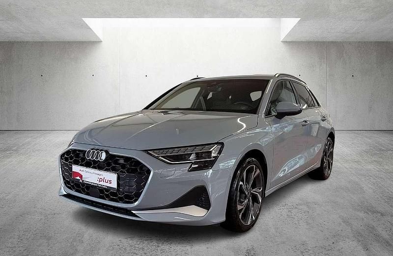 Gebraucht Audi A3 Advanced Plus 116 PS (85 kW) 2025 Grau Limousine