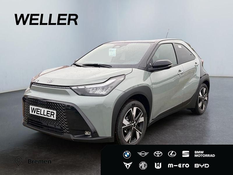 Neu Toyota Aygo X 116 PS (85 kW) 2026 Gruen SUV