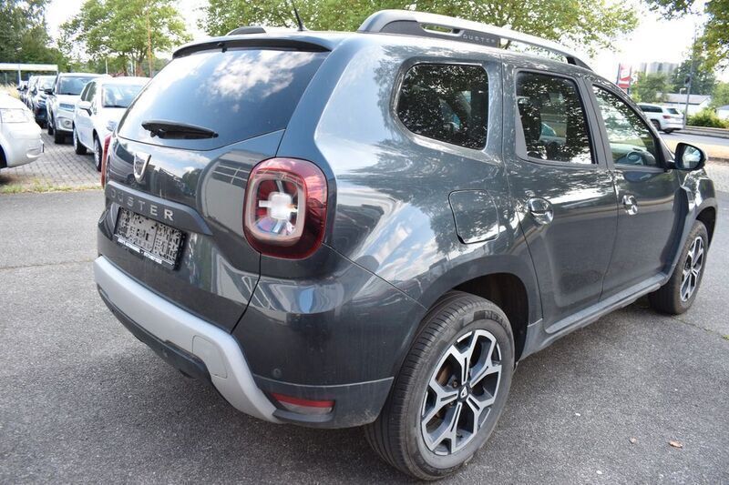 Gebraucht Dacia Duster Prestige 109 PS (80 kW) 2018 Grau SUV