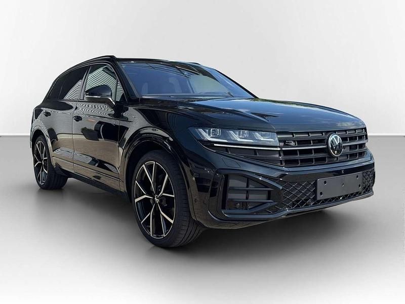 Neu VW Touareg R-line 286 PS (210 kW) 2025 Grenadillschwarz metallic SUV