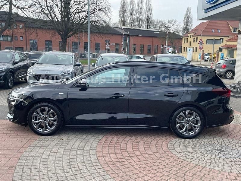 Gebraucht Ford Focus ST-Line X 155 PS (114 kW) 2024 Schwarz Kombi