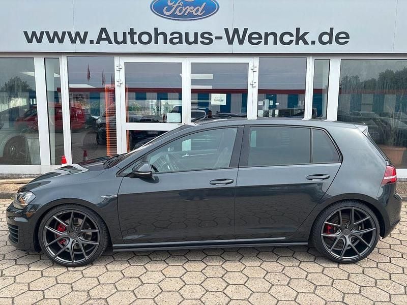 Grau Gebraucht 2016 VW Golf VII GTD Limousine | 16.970 € (Etwas zu teuer) - Bild 1/4