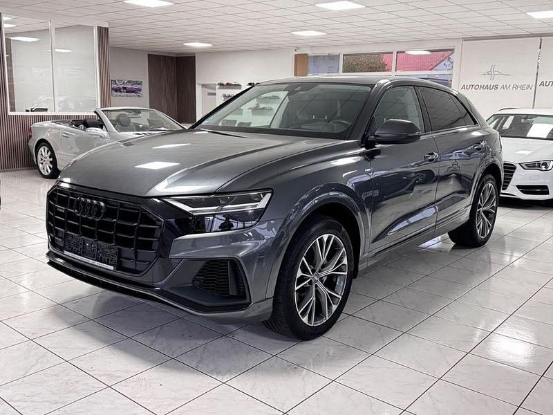 Gebraucht Audi Q8 S-Line 286 PS (210 kW) 2019 Grau SUV