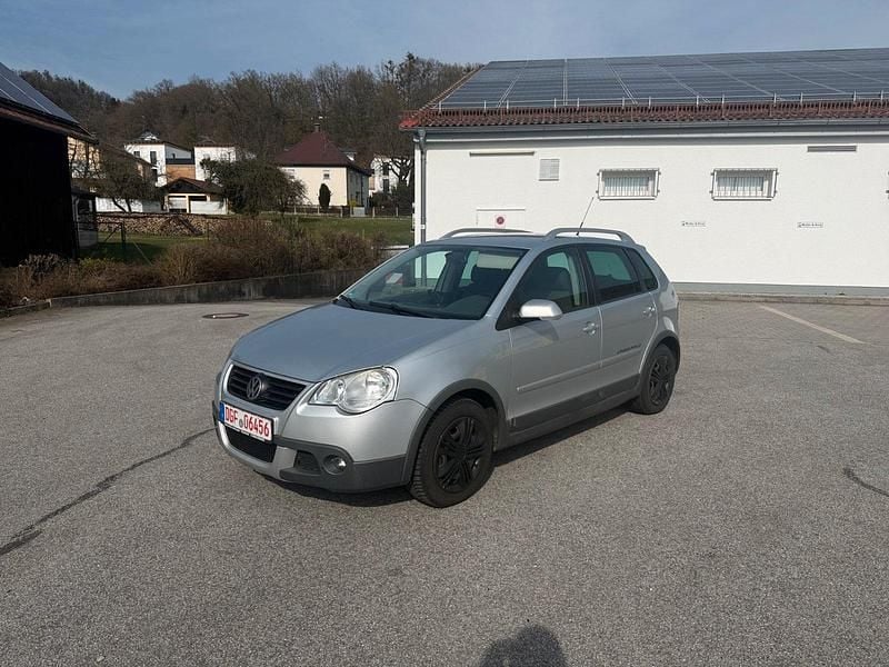 Gebraucht VW Polo 80 PS (58 kW) 2007 Silber Kleinwagen