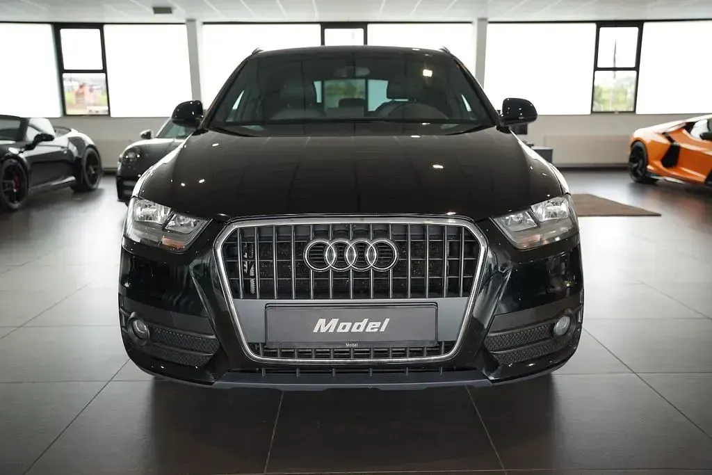 Gebraucht Audi Q3 S-Line 140 PS (102 kW) 2012 Schwarz SUV