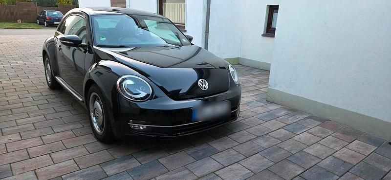 Gebraucht VW Beetle 111 PS (81 kW) 2014 Schwarz Kleinwagen