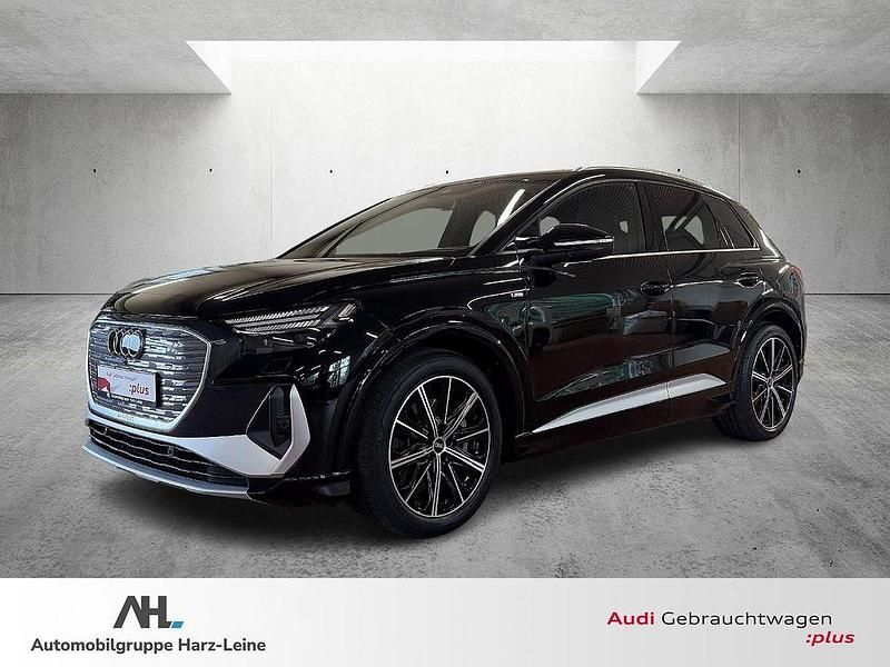 Schwarz Gebraucht 2022 Audi Q4 e-tron S-Line SUV | 36.378 € (Fairer Preis) - Bild 1/4