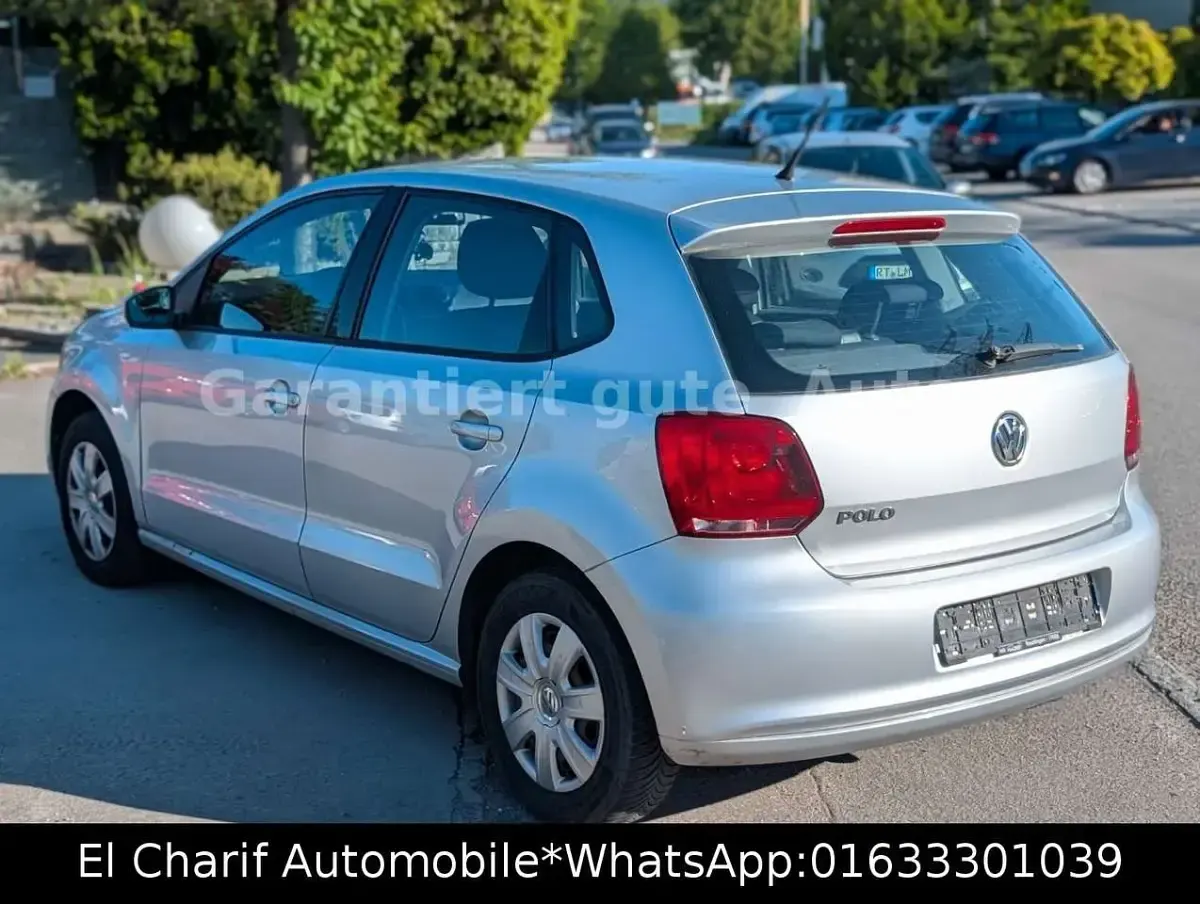 Gebraucht VW Polo Trendline 60 PS (44 kW) 2010 Reflexsilber metallic Kleinwagen