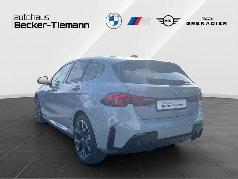 Neu BMW 120 Exclusive 170 PS (125 kW) 2026 Brooklyn grau metallic Kleinwagen