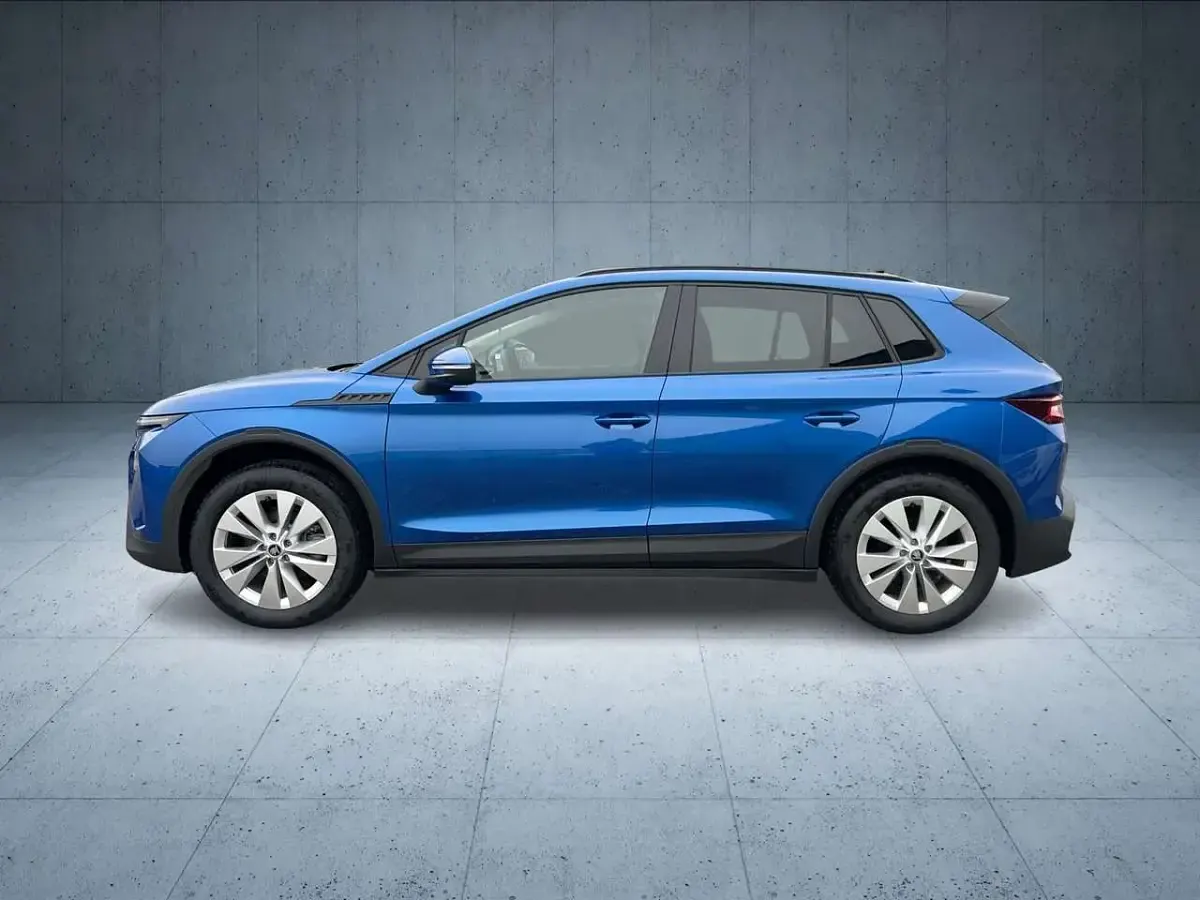 Gebraucht Skoda Elroq Clever 150 kW (204 PS) 2026 Raceblau metallic SUV