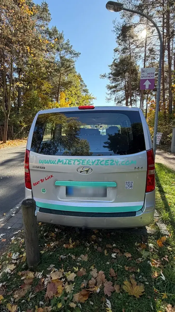 Gebraucht Hyundai H-1 170 PS (125 kW) 2009 Silber Van / Kleinbus