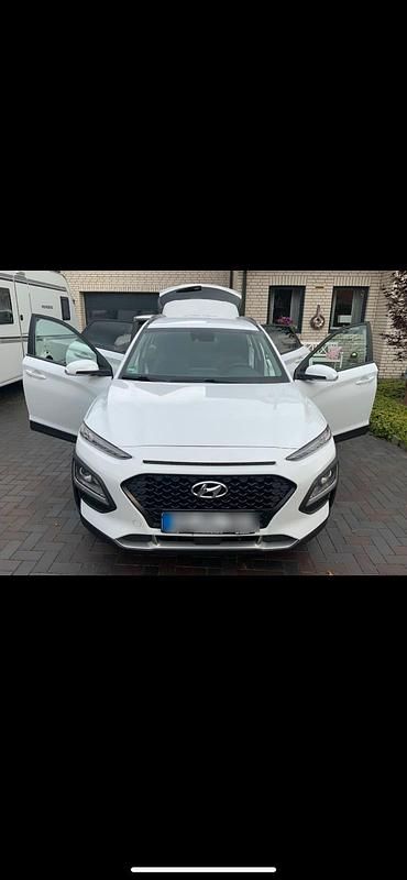 Weiß Gebraucht 2020 Hyundai Kona SUV | 12.500 € (Superpreis) - Bild 1/4