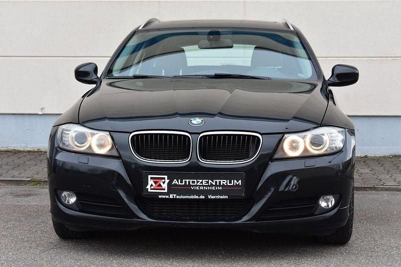 Gebraucht BMW 320 Performance 184 PS (135 kW) 2011 Schwarz Kombi