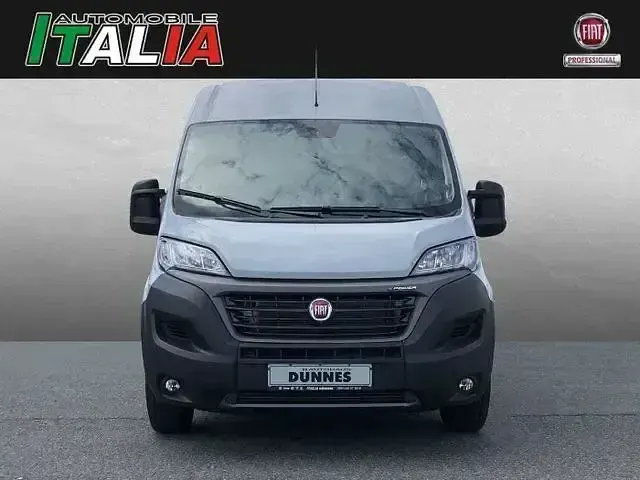 Gebraucht Fiat Ducato 89 kW (122 PS) 2021 Grau (expedition grau) Van