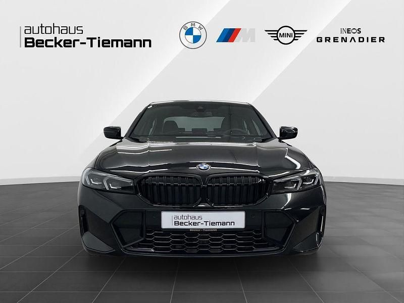 Gebraucht BMW 318 Performance 156 PS (114 kW) 2025 Saphirschwarz Limousine