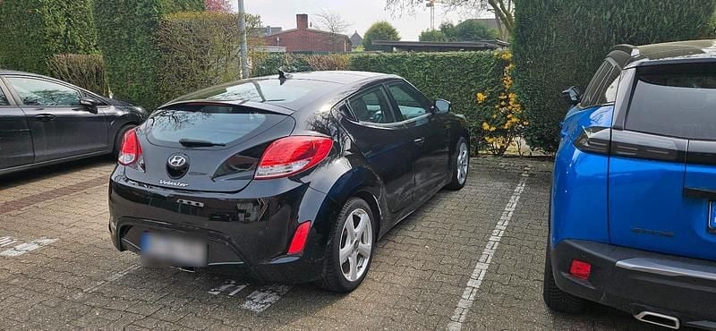 Gebraucht Hyundai Veloster 140 PS (102 kW) 2012 Schwarz Kleinwagen