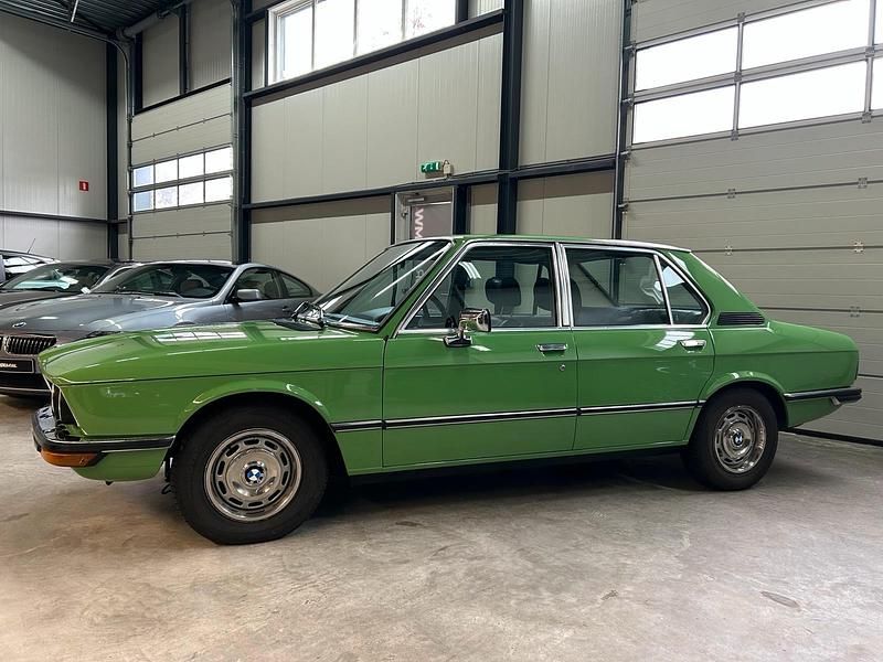 Gebraucht BMW 525 150 PS (110 kW) 1977 Grün Limousine