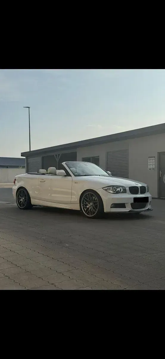 Gebraucht BMW 123 Cabriolet Performance 204 PS (150 kW) 2011 Weiß Cabrio