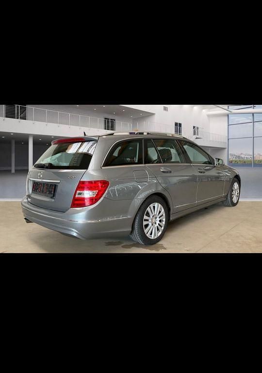 Gebraucht Mercedes C220 170 PS (125 kW) 2013 Silber Kombi