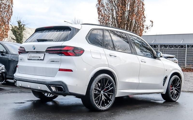 Gebraucht BMW X5 M Sport 286 PS (210 kW) 2024 Weiß SUV
