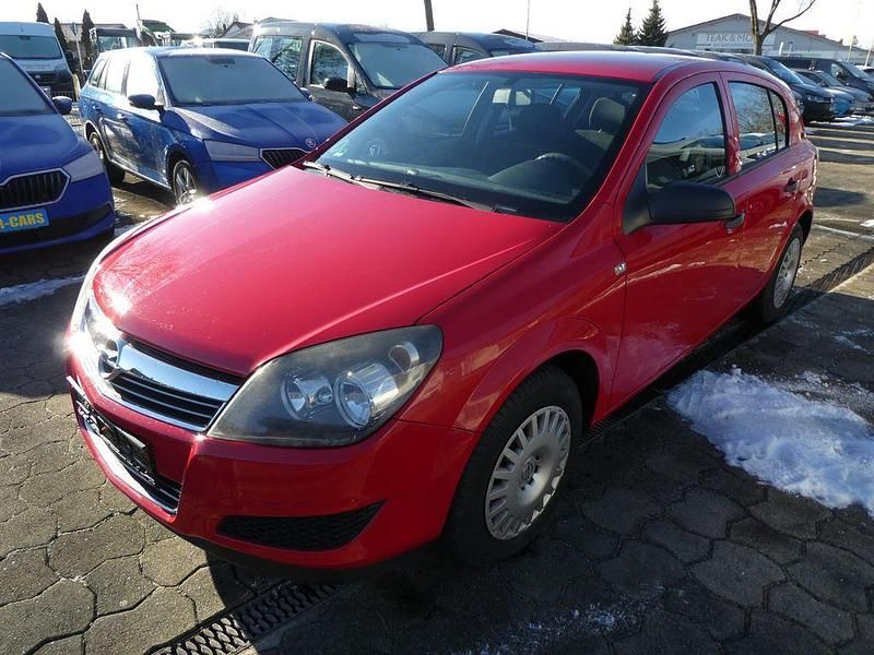 Rot Gebraucht 2009 Opel Astra Basis Limousine | 3.990 € (Teuer) - Bild 1/4