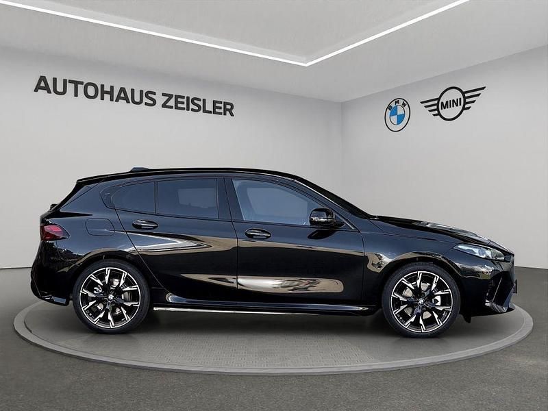 Nowe BMW 120 Performance 170 KM (125 kW) 2025 Czarny Hatchback