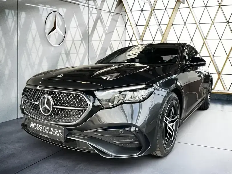 Gebraucht Mercedes E220 AMG 197 PS (144 kW) 2025 Metalliclack graphitgrau metal Limousine
