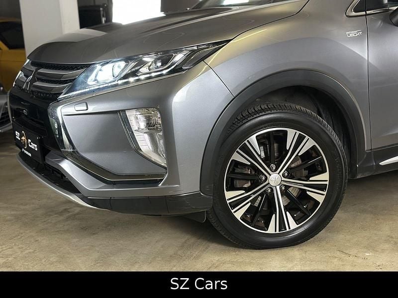 Gebraucht Mitsubishi Eclipse Cross Diamant Edition 163 PS (119 kW) 2019 Grau SUV