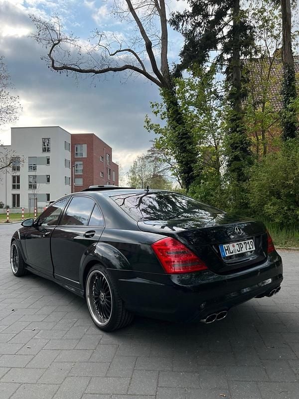 Schwarz Gebraucht 2006 Mercedes S500 Limousine | 10.500 € (Superpreis) - Bild 1/4