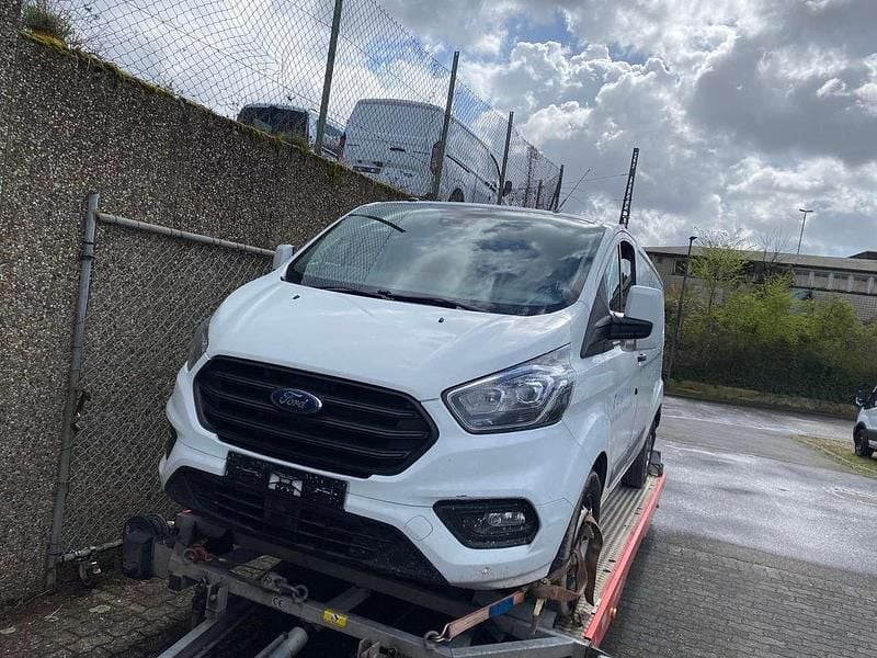 Occasion Ford Transit Custom Trend 131 ch (96 kW) 2018 Blanc Pick-up