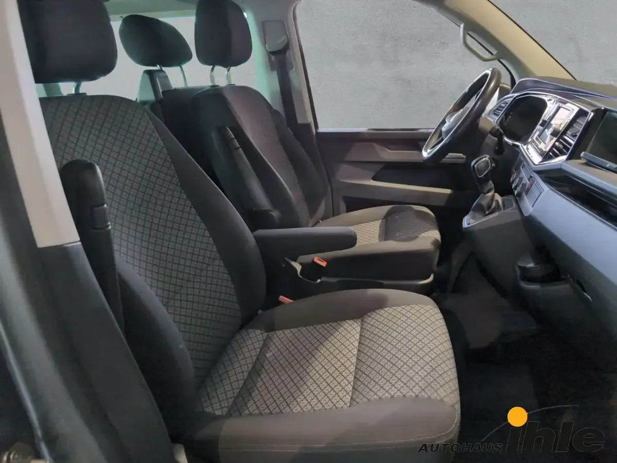 Używany VW Multivan Trendline 150 KM (110 kW) 2020 Minivan