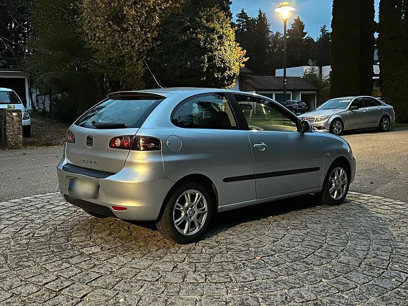 Gebraucht Seat Ibiza 86 PS (63 kW) 2006 Silber Kleinwagen