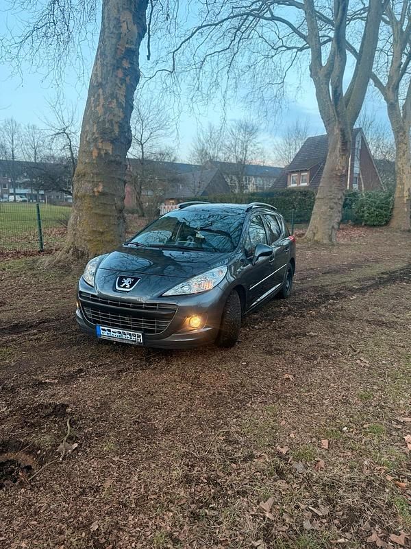 Gebraucht Peugeot 207 70 PS (51 kW) 2012 Schwarz Kombi