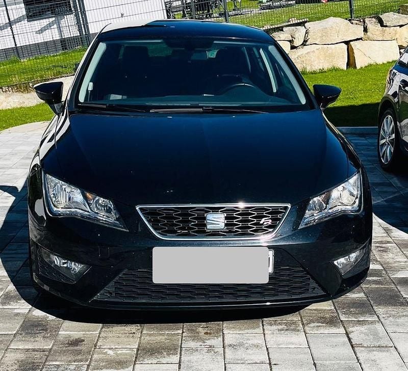 Second-hand Seat Leon FR 150 CP (110 kW) 2014 Negru Berlinǎ