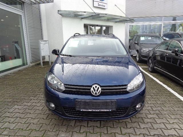Gebraucht VW Golf VII Business 105 PS (77 kW) 2012 Blau metallic Kombi