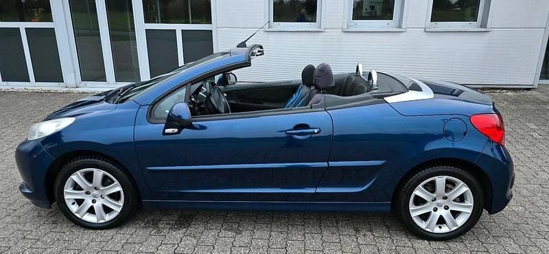 Blau Gebraucht 2009 Peugeot 207 CC Cabrio | 3.900 € (Fairer Preis) - Bild 1/4