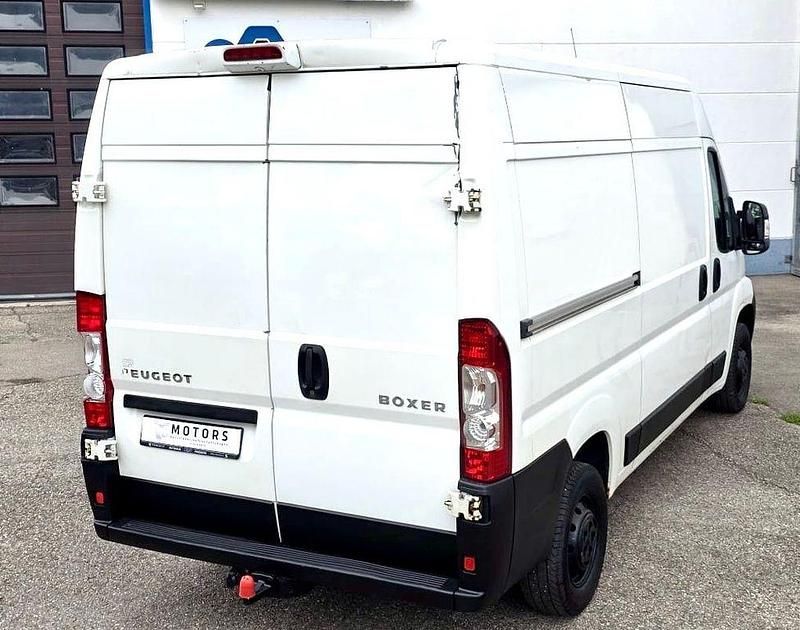 Gebraucht Peugeot Boxer 131 PS (96 kW) 2012 Weiß Van