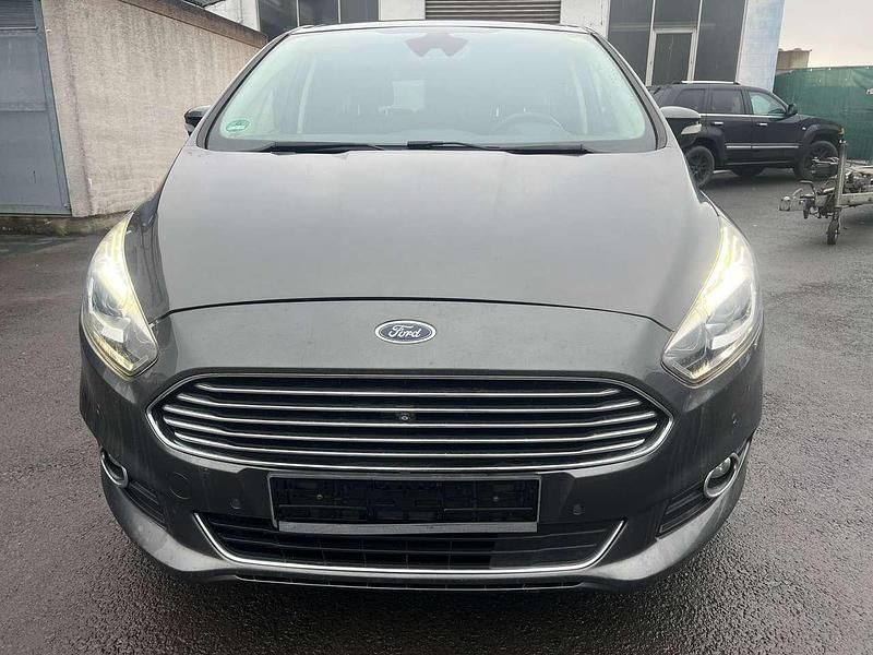 Magnetic Gebraucht 2016 Ford S-MAX Titanium Van / Kleinbus | 12.600 € (Fairer Preis) - Bild 1/4