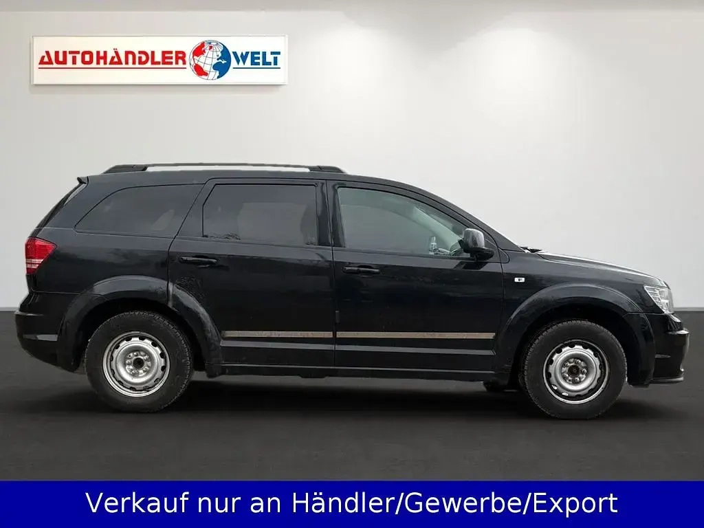 Second-hand Dodge Journey 140 CP (102 kW) 2008 Negru SUV