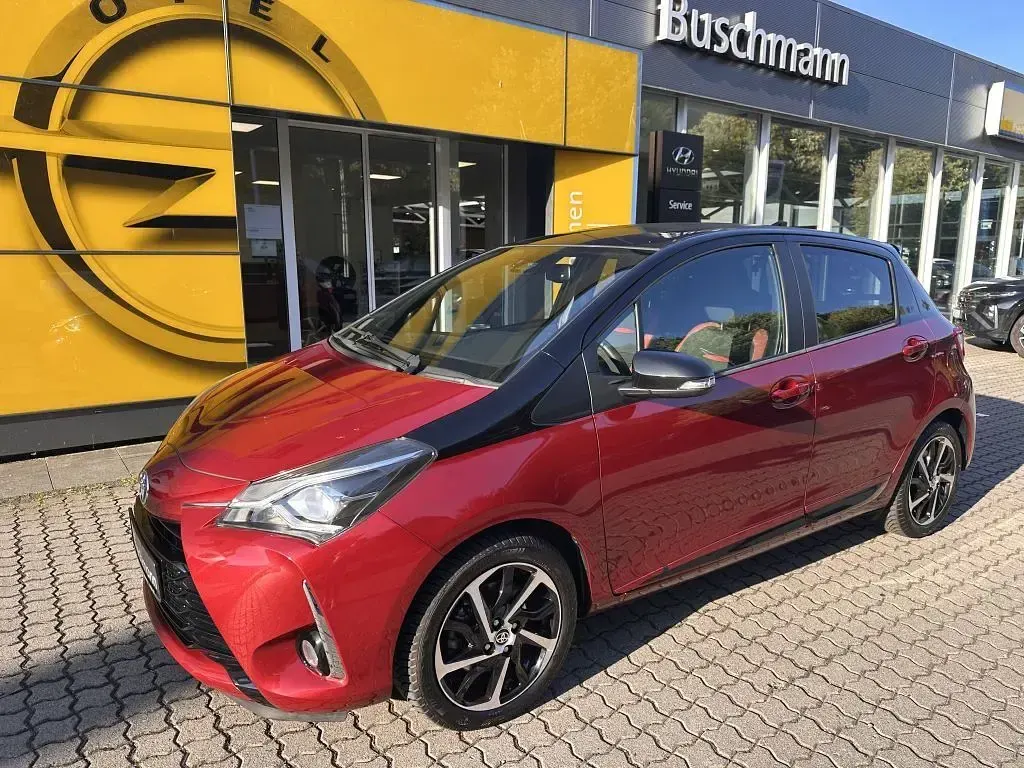 Gebraucht Toyota Yaris Hybrid Style 101 PS (74 kW) 2019 Limousine