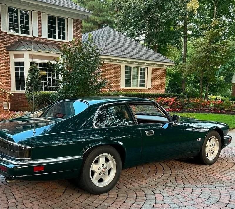 Second-hand Jaguar XJS 1995 Verde Coupe